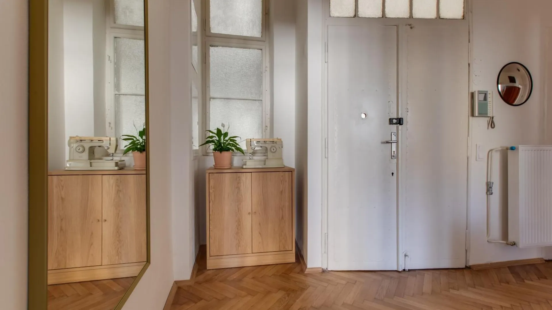 Apartment Prague Heart Of Old Town Comfy Home 2Bdr 2Bath Czech Republic