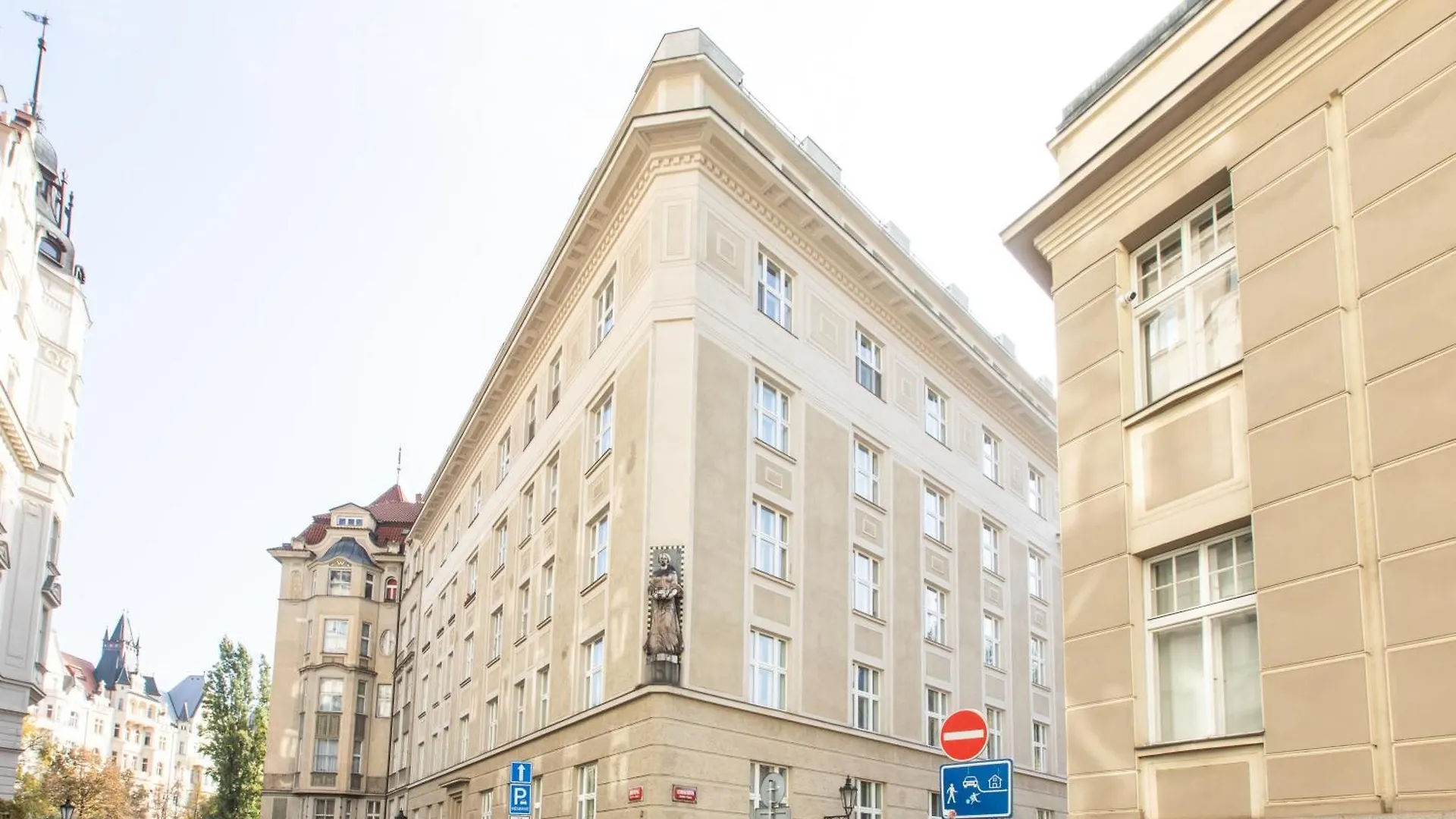 Apartment Prague Heart Of Old Town Comfy Home 2Bdr 2Bath