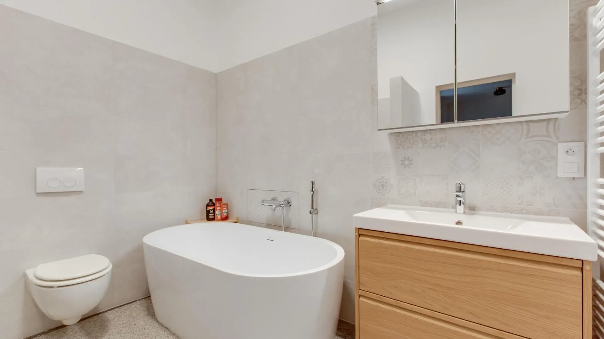 Prague Heart Of Old Town Comfy Home 2Bdr 2Bath Apartment